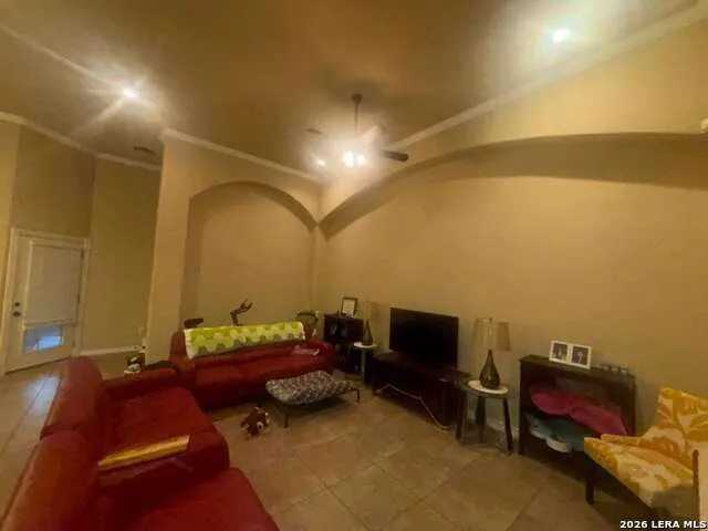 1105 Coahuila Loop Laredo, TX 78045